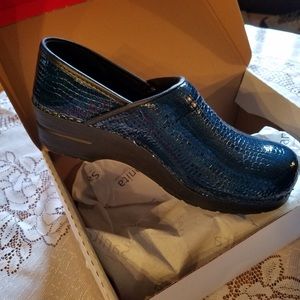 Dansko Women’s Professional Clogs